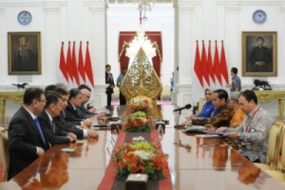 الرئيس جوكو ويدودو يتلقى دعوه لزياره   كازاخستان
