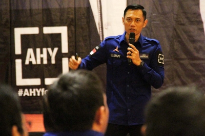 Agus Harimurti Yudhoyono gives a motivational speech to Democratic Party cadres in West Kalimantan in 2019. 