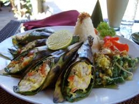 Pesan Be Pasih culinair uit Bali