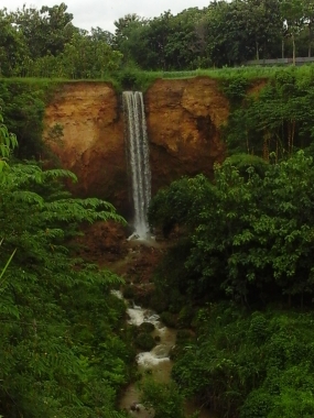 Ngayongan-waterval in de provincie van Centraal Java