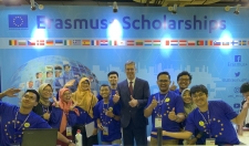 Het Erasmus-programma van de Europese Unie stelt 1.600 beurzen beschikbaar voor Indonesische universiteitsstudenten en docenten
