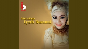 Malais pop :  Zapin Anak Dara gezongen door Iyeth Bustami