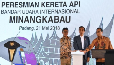President Joko Widodo wil het gebruik van privevoertuigen verminderen