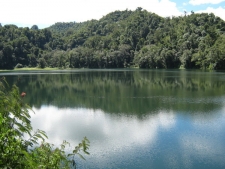 Het Rana-meer uit provincie Maluku