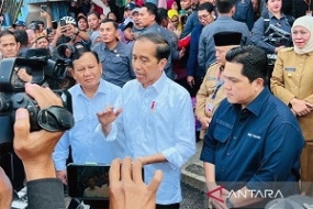Jokowi a demandé le développement de l&#039;industrie nationale de la défense