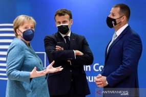 Merkel : les dirigeants de l&#039;OTAN discutent de la désinformation de la Russie et de la Chine