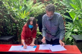 Les États-Unis et l&#039;UNICEF signent un accord pour soutenir les efforts de réponse  à  la COVID de l&#039;Indonésie
