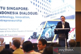 Le ministre de l&#039;Intérieur Muhammad Tito Karnavian participe au &quot;Dialogue Singapour-Indonésie sur la technologie, l&#039;innovation et l&#039;esprit d&#039;entreprise de l&#039;Université technologique de Nanyang (NTU)&quot;, à Jakarta, samedi (26/8/2023). ANTARA/HO-Bureau de presse du ministère de l&#039;Intérieur