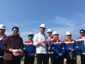 Le président Jokowi demande que la raffinerie PT Trans Pacific Petrochemical Indotama (TPPI) soit achevée dans 3 ans