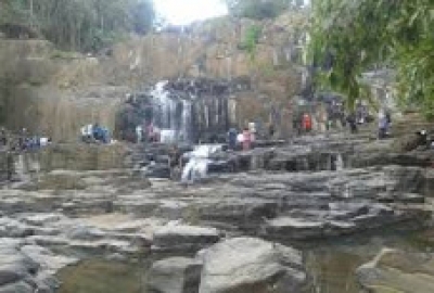 Cascade de Parangloe en régence de Gowa