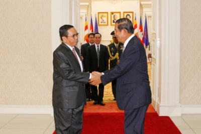 Hun Sen: l&#039;Indonésie est un vieil ami