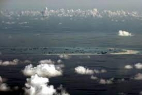 Les Philippines condamnent les actions dangereuses des garde-côtes chinois en mer de Chine méridionale