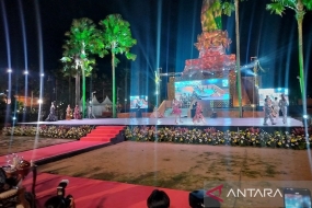Festival Mojo Batik 2023 à Mojokerto City Square, samedi (7/10/2023). ANTARA/Indra Setiawan/am.