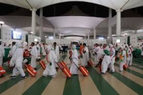 Prioriser la sécurité, le ministère indonesien de la religion annule le départ des pèlerins du Hajj 2020