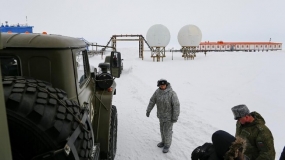 Illustration de radar militaire à longue portée.  (AP/Alexander Zemlianitchenko)
