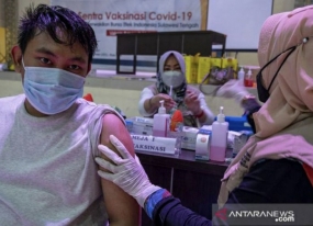Le gouvernement indonésien vise la vaccination pour atteindre 300 millions de doses à la fin de l&#039;année