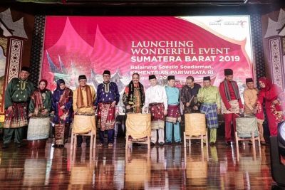 Ministre du Tourisme (Menpar) Arief Yahya après le lancement du merveilleux événement de Sumatra Ouest 2019 au Soesilo Soedarman Hall, bâtiment Sapta Pesona à Jakarta, bureau du ministère du Tourisme, mercredi après-midi (14/08/2019), a déclaré TdS est entré dans sa onzième année de mise en œuvre.