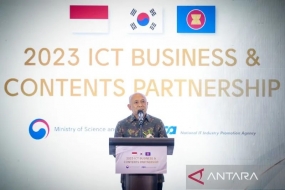 Le ministre des Coopératives et des PME (MenKopUKM) Teten Masduki lors de l&#039;événement 2023 Indonesia Korea ICT Business &amp; Contents Partnership à Jakarta, mardi (6/6/2023). ANTARA/HO-KemenKopUKM.