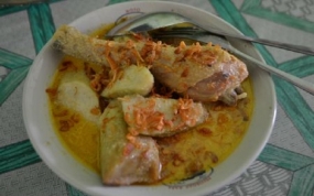 Lontong  tuyuhan, la gastronomie de Rembang