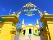 La grande mosquée du Sultan de Riau (kemenparekraf.go.id).