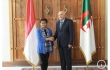 Le ministre indonésien des Affaires étrangères Retno Marsudi (à gauche) a rencontré le ministre algérien des Affaires étrangères Ahmed Attaf (à droite) à Alger, mercredi (20/12/2023).  ANTARA/HO-RI Ministère des Affaires étrangères.
