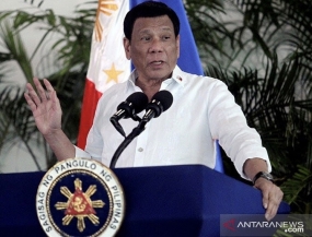 Le président philippin Duterte se retire de la politique