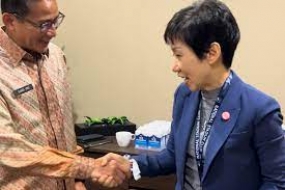 Indonesiens  Minister für Tourismus und Kreativwirtschaft prüft die Zusammenarbeit mit Singapur im Hinblick auf Musikkonzerte