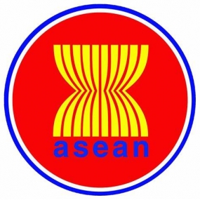 Präsident Jokowi betonte Verringerung der Abhängigkeit ASEANs von 78 Prozent an fossilen Energiequellen