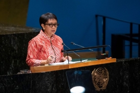 Indonesiens Außenministerin Retno Marsudi erwähnt  Bedeutung des dauerhaften Waffenstillstands in Palästina