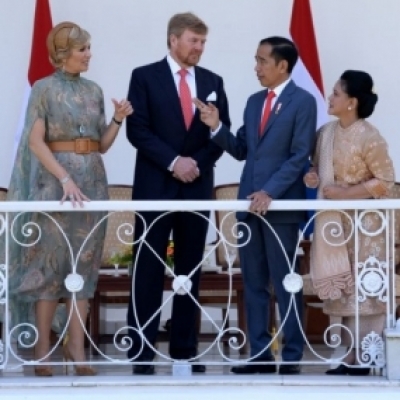 Der König der Niederlande entschuldigt sich bei den Indonesiern