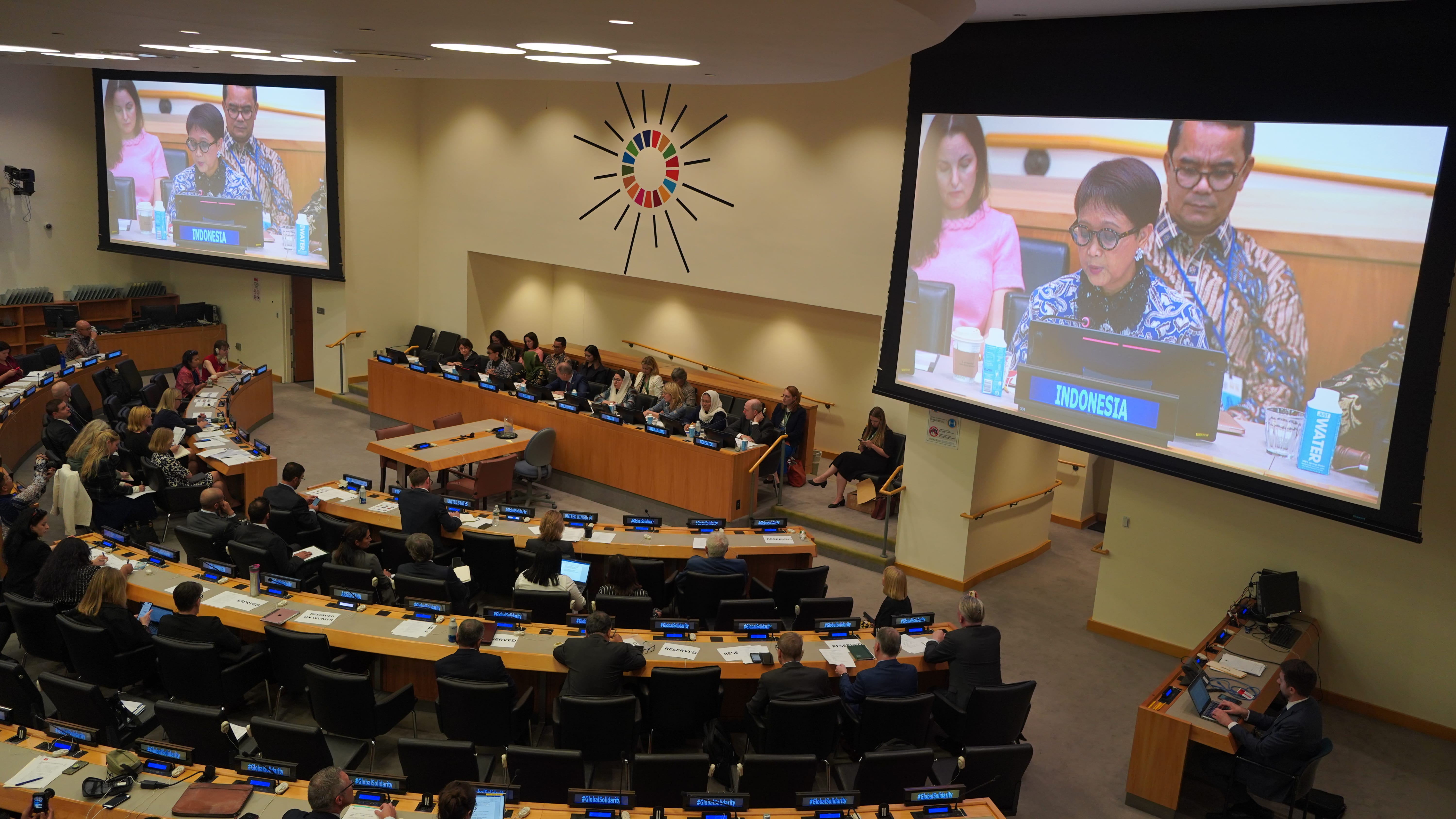 Menteri Luar Negeri RI Retno Marsudi dalam High-Level Event on Global Solidarity with Afghan Women and Girls di Markas Besar PBB di New York, Amerika Serikat (19/9/2023). (Foto: Kemlu RI)