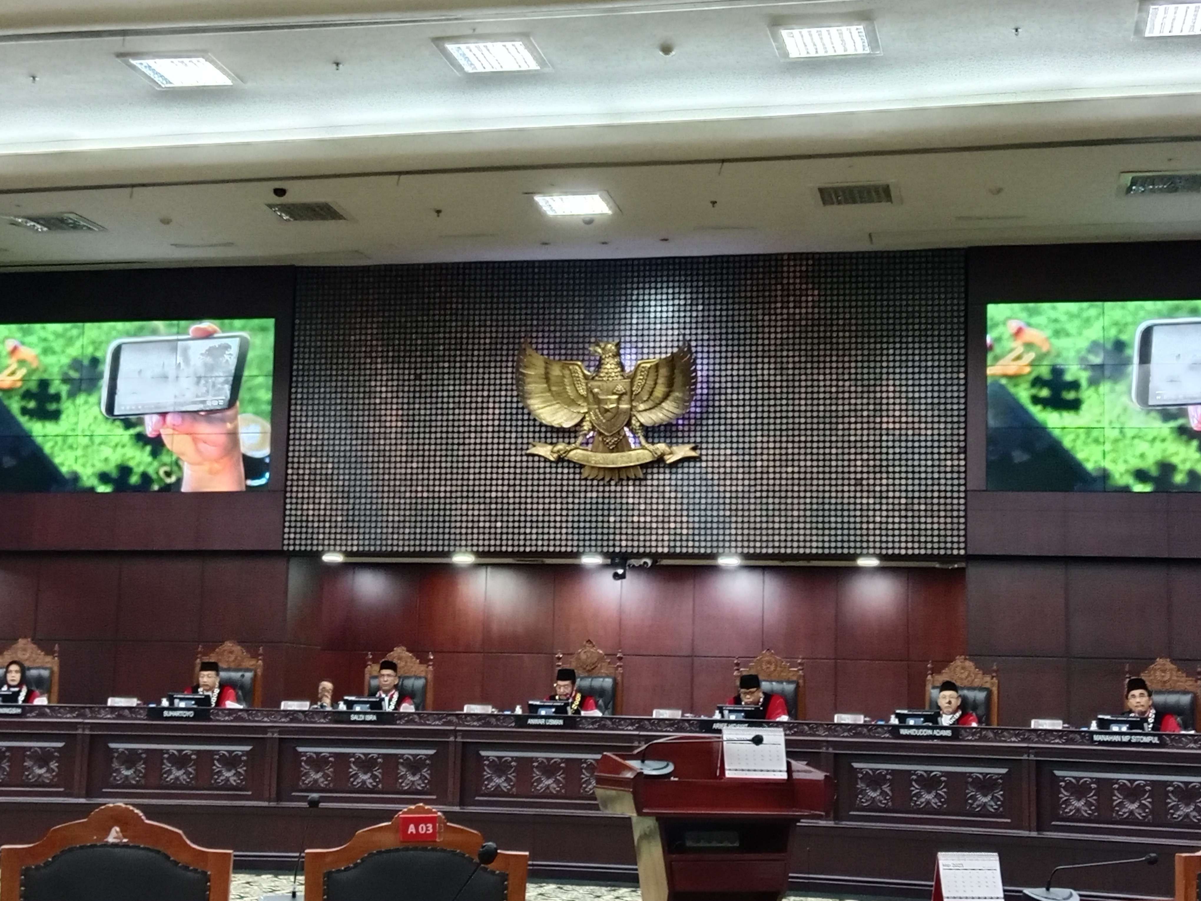 Sidang pleno Mahkamah Konstitusi RI di Jakarta, Rabu (24/5/2023). (Foto: RRI/Ryan Suryadi)