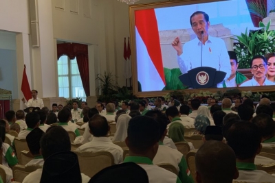 Presiden Joko Widodo (Jokowi) saat meresmikan pembukaan Rapat Koordinasi dan Diskusi Nasional Himpunan Kerukunan Tani Indonesia (HKTI) Tahun 2019 di Istana Negara, Jakarta, Selasa (19/3/2019)