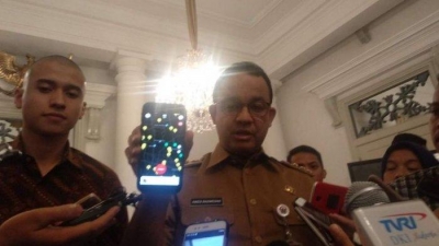 Aplikasi Jakarta Aman Diperlihatkan Anies Baswedan  