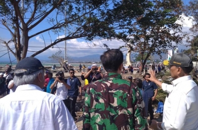 Presiden Joko Widodo di Pantai Talise, Palu, 30.09.2018