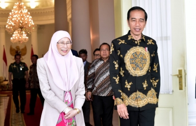 Presiden bersama Wakil Perdana Menteri Malaysia Wan Azizah Wan Ismail 
