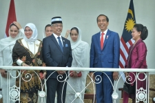 佐戈•维多多总统与马来西亚国王讨论棕榈油歧视问题