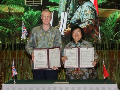 印尼-英国签署合作以实现印度尼西亚的2030林业和土地利用净汇目标