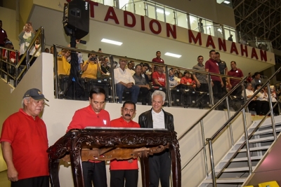 佐科威总统支持在中爪哇梭罗市Manahan 体育场启用仪式