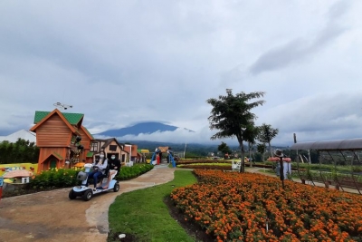 Batu Love Garden : Een Bloemenplaten park uit Oost Java