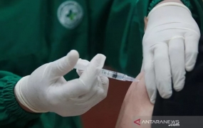 Minister van Volksgezondheid: Vaccinatie moet snel gebeuren