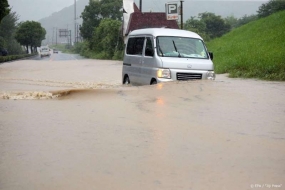 Buitenland : Honderdduizenden Japanners geëvacueerd vanwege overstromingen