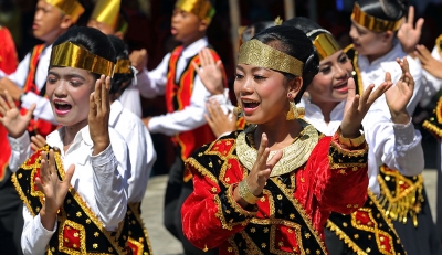 Maena-dans : een traditionele dans van de Nias-stam, Noord Sumatra