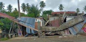 In totaal stierven 42 mensen als gevolg van de aardbeving 6.2 Richter in West Sulawesi