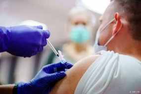 Buitenland: Wereldwijd meer dan 200 miljoen coronavaccins toegediend