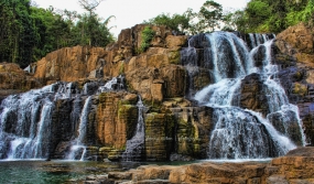 Parangloe-waterval in Zuid-Sulawesi
