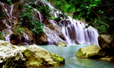 Lapopu-waterval in Central Sumba Regency, Oost-Nusa Tenggara-provincie