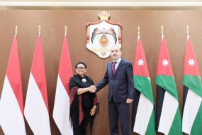 De Minister van Buitenlandse Zaken van Indonesië en Jordanië moedigen samenwerking in de Palestijnse strijd aan