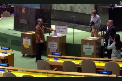 Dian Triansyah Djani, permanent vertegenwoordiger van Indonesië bij de Verenigde Naties, neemt deel aan de verkiezingen voor het lidmaatschap van ECOSOC, gehouden door de Algemene Vergadering van de VN in New York, woensdag (17 juni 2020).