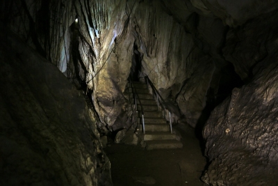 Lokale : een langste grot ter wereld in Papua